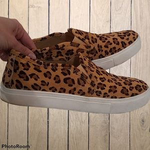 Leather leopord loafers